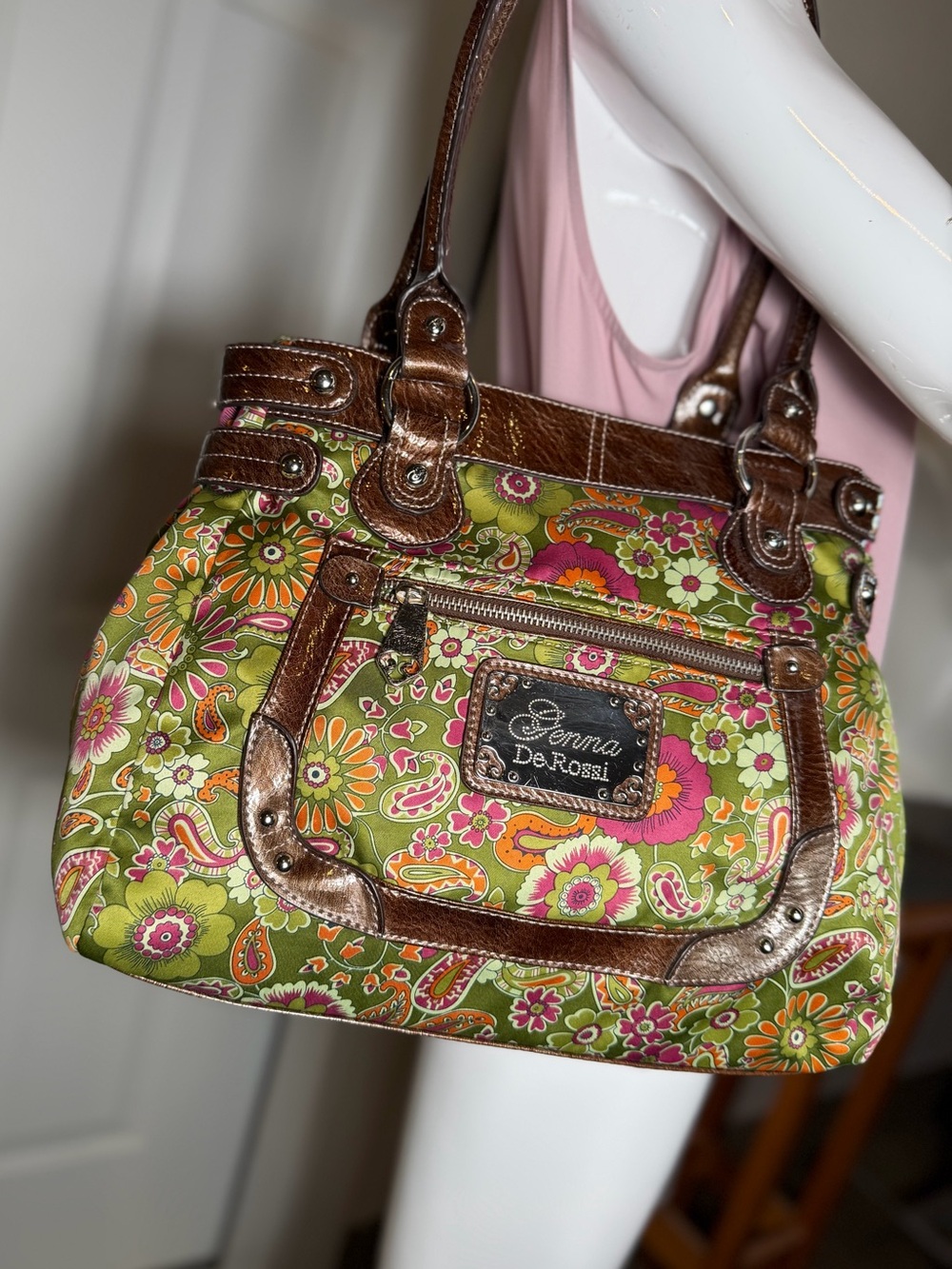Genna De Rossi~Vibrant~Floral/Paisley~Brown Faux Leather~Silver Hardware~Handbag